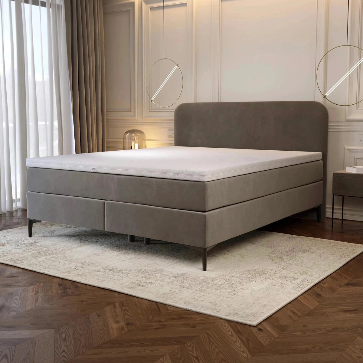 Boxspringbett mit 22cm Basis und Taschenfederkernen. Boxspringbett nach Maß.